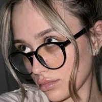 Abigail Huxley Naken