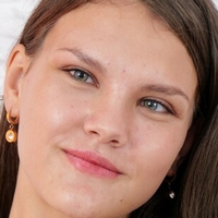 Adrianna Babin Naken
