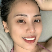 aileenth69 Naken