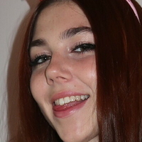 Alexis Evans Naken