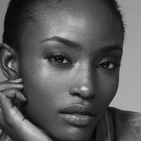 Alicia Burke Naken