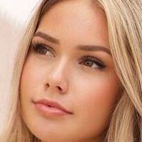 Alina (livewithaliina) Naken