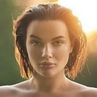 Alina Maleniece Naken