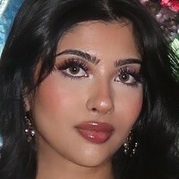 Aliza Shan Naken