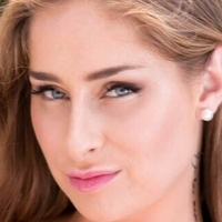 Ambar Lapiedra Naken