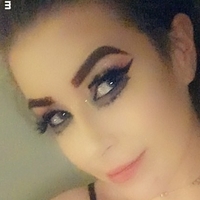 Amelia Skye Naken