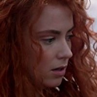 Amy Manson Naken