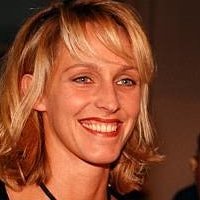 Anya Hoffmann Naken
