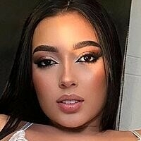 Ariana Vargas Naken