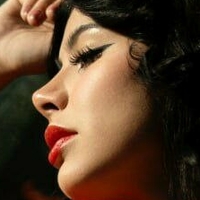 Aylin Criss Naken