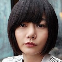 Bae Doona Naken