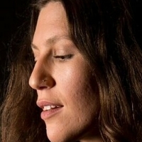 bellavallu / Isabelle Waeber Naken