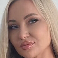 Blonde Curva Naken