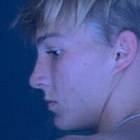 blondeboybradfree Naken