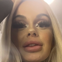 blondiebombbarbs/Badbarbiet Naken