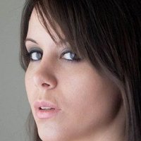 Bryci Naken