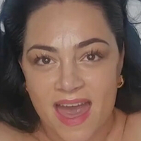 Busty Klara Naken
