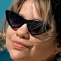 Carol Delgado Naken