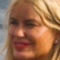 Caroline Stanbury Naken