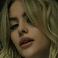 chlo_job Naken