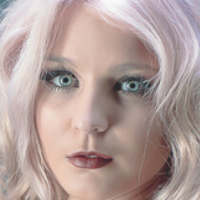 Chloe Holden Naken