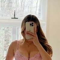 Christina Kelly Naken