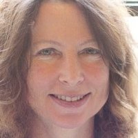 Claire Harman Naken