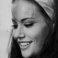 Claudine Auger Naken