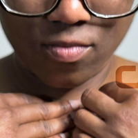 cleavageclimber Naken