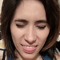 Cristina Vee Naken