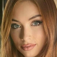 Darcy Del Ray Naken