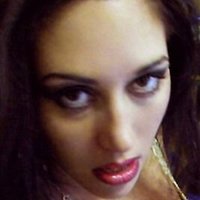 Darian Caine Naken