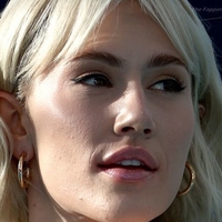 Elena Tsagrinou Naken