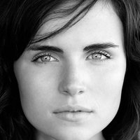 Emer Kenny Naken