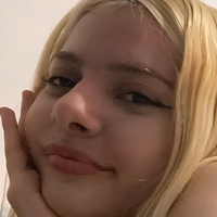 Emma Carrie Naken