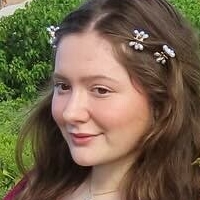 Emma Kenney Naken
