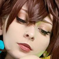 Frailu Naken