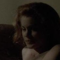 Gillian Alexy Naken