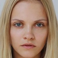 Ginta Lapina Naken