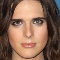 Hari Nef Naken