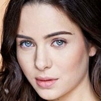 Holly Deveaux Naken