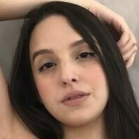 Júlia Aires Naken