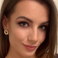 Karolina Bojar Naken