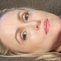 Kate Shelor Naken