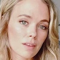 Katia Winter Naken