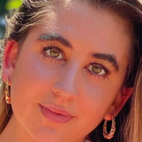 Katie Teresi Naken