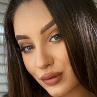 katnissa Naken