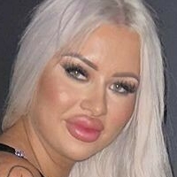 Katriina Lindqvist Naken