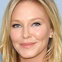 Kelli Giddish Naken