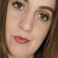 Kerry Louise Naken